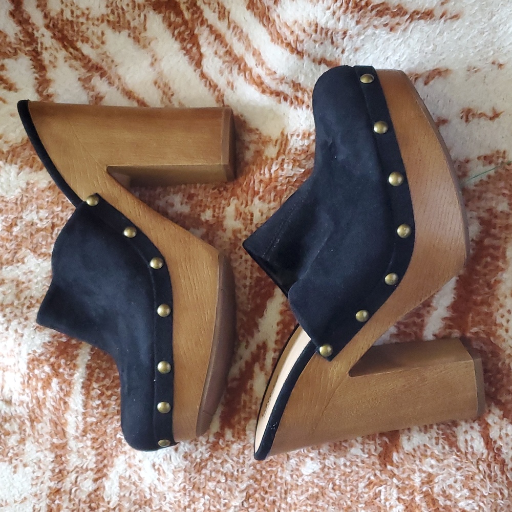 Massimo Supply Co chunky heel clogs size 8.5